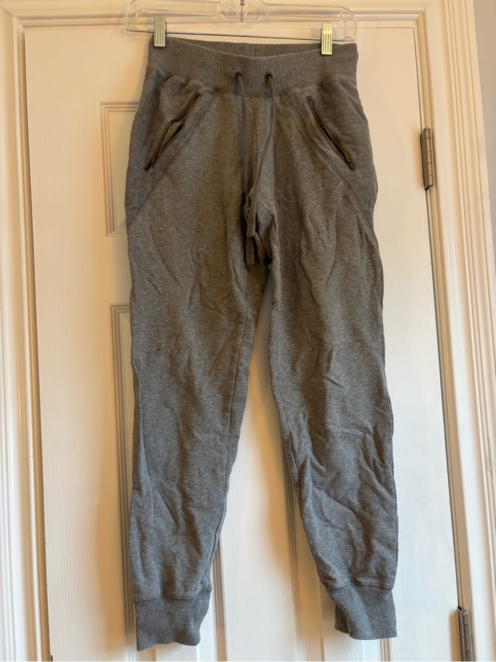 Hanna Anderrson Women’s Gray Drawstring Jogger Pants